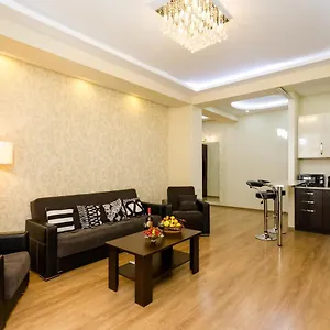  Апартаменты In The City Centre L